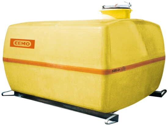 Trunk-shaped tanks 5000 l with intersecting baffles